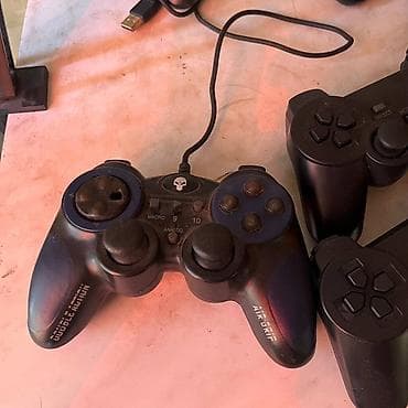 экш: Игровые геймпады (набор) 800 за все - Классическая форма DualShock — 2