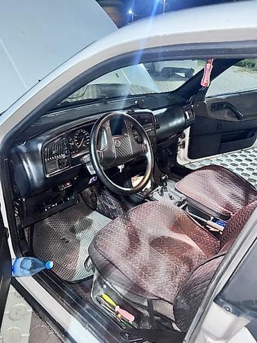 Volkswagen Passat: 1989 г., 1.8 л, Механика, Бензин, Универсал
