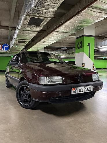Продажа авто: Volkswagen Passat: 1989 г., 1.8 л, Механика, Бензин — 4