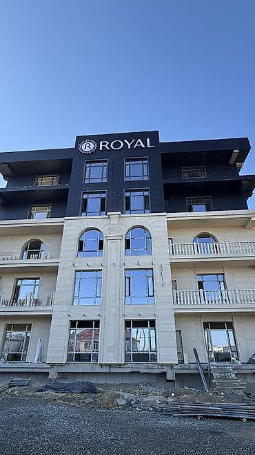 пилястры: *Продается 2-х ком. квартира в формате wite-box в элитном клубном доме — 1