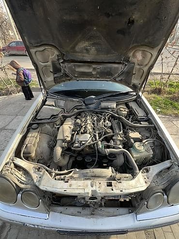 mers e124: Mercedes-Benz E-Class: 1996 г., 2.2 л, Механика, Дизель, Седан — 6