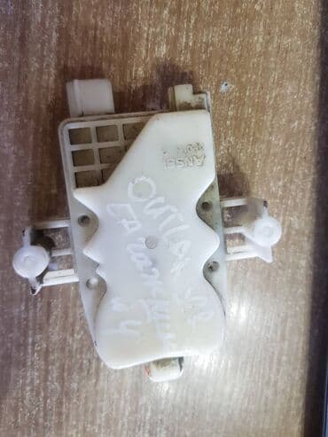 сигнализация с датчиком наклона: Замок багажника Mitsubishi Б/у, Оригинал, Япония — 1