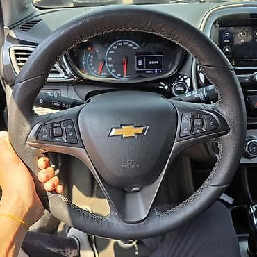Продажа авто: Chevrolet Spark: 2019 г., 0.1 л, Вариатор, Бензин, Хэтчбэк — 4