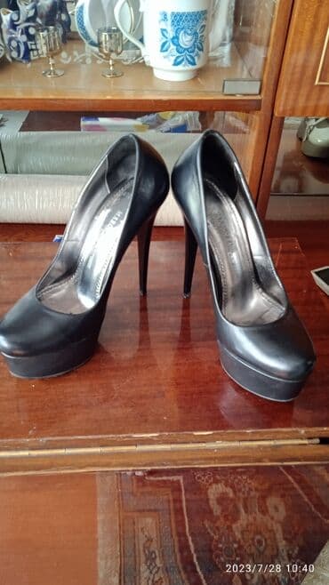 фирменная обувь из италии: Туфли, 36, Marco Piero, Б/у, цвет - Черный, Самовывоз — 1