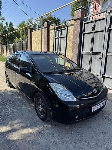 тае: Toyota Prius: 2006 г., Гибрид, Лифтбек — 1