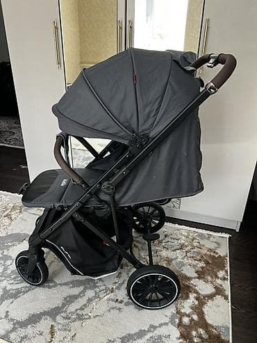 Прогулочная коляска Kidilo в хорошем состоянии, долго не