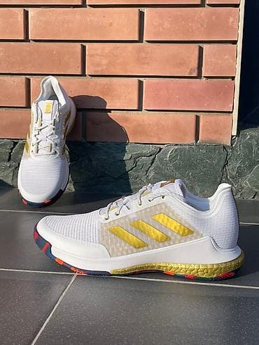 футбольный бутс: Мужские кроссовки, 40, Adidas, Новый, цвет - Белый, Бесплатная доставка — 1