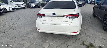 corolla s: Toyota Corolla: 2021 г., 1.8 л, Вариатор, Гибрид, Седан — 2