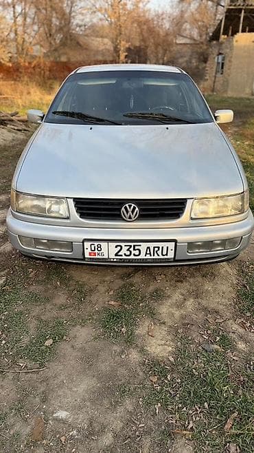Транспорт: Volkswagen Passat: 1996 г., 1.6 л, Механика, Бензин, Седан — 4