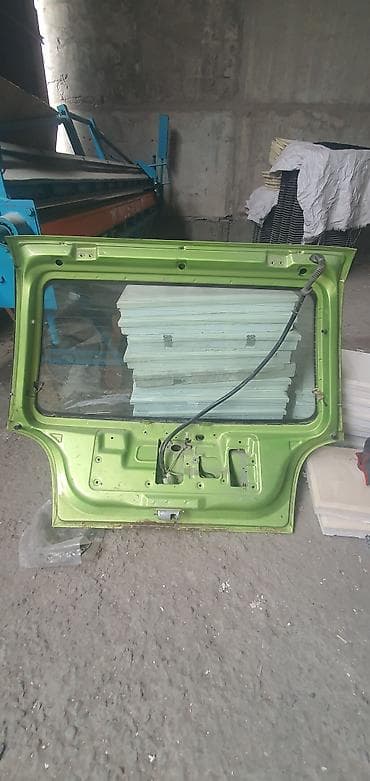 ваз 2109 белая: Крышка багажника Daewoo, Б/у, Оригинал — 2