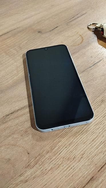 honor 400 pro: Samsung Galaxy A15, цвет - Серебристый, 2 SIM — 3