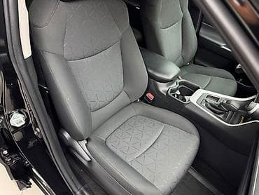 Toyota RAV4: 2021 г., 2.5 л, Автомат, Бензин, Кроссовер — 6