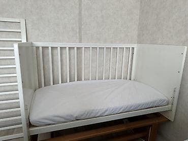 neta v: Детская односпальная кровать, Б/у, Для девочки, Для мальчика, С матрасом, Дерево, Самовывоз — 3