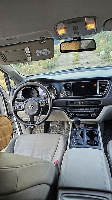 диска кия: Kia Carnival: 2017 г., 2 л, Автомат, Дизель, Минивэн — 4