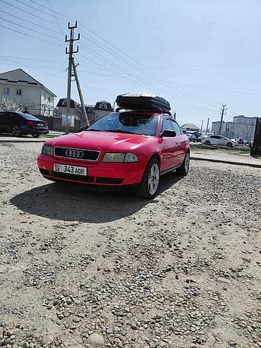 Audi A4: 1995 г., 1.8 л, Механика, Бензин, Седан
