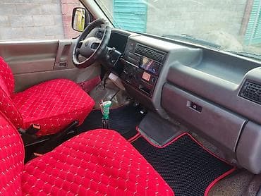 Продажа авто: Volkswagen Transporter: 1997 г., 2.4 л, Механика, Дизель, Минивэн — 5