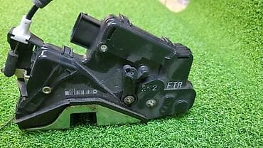 Сальники: Бмв Е46 передний правый замок, в рабочем состоянии, без дефектов, в — 3