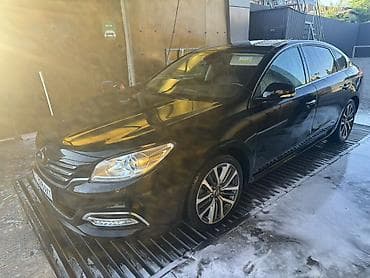 Продажа авто: GAC Trumpchi GA5 (емблема GAC), черный седан бизнес-класса. Кузов и — 9