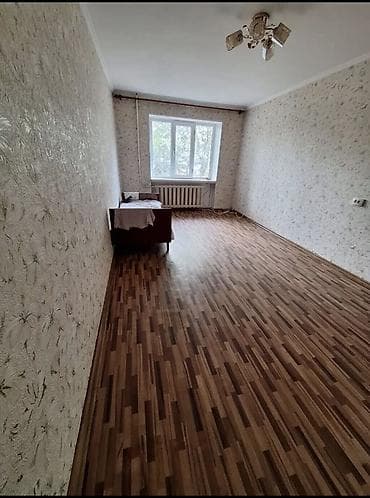 flat osh: 2 комнаты, 45 м², 8 мкр Индивидуалка, 1 этаж, Косметический ремонт — 1