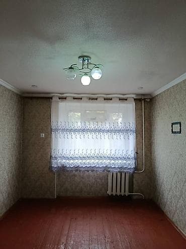 Бөлмөлөр: 18 м² — 5