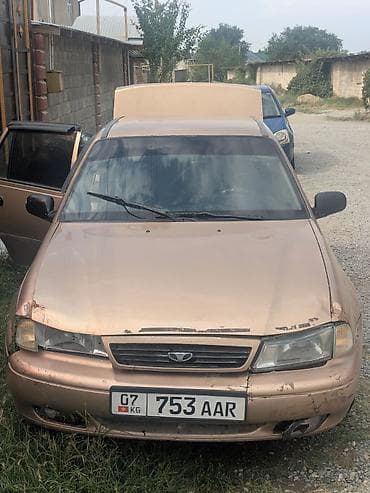 v klass: Daewoo Nexia: 2001 г., Седан — 1