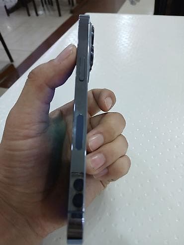 macbook pro m2 pro: IPhone 13 Pro, Б/у, 256 ГБ, Sierra Blue, Чехол, 77 % — 7