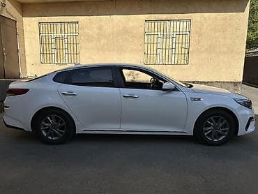 авта: Kia K5: 2018 г., 2 л, Автомат, Газ, Седан — 4