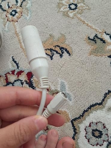мемо: Купольная IP‑камера Dahua (бренд на корпусе) для видеонаблюдения — 2