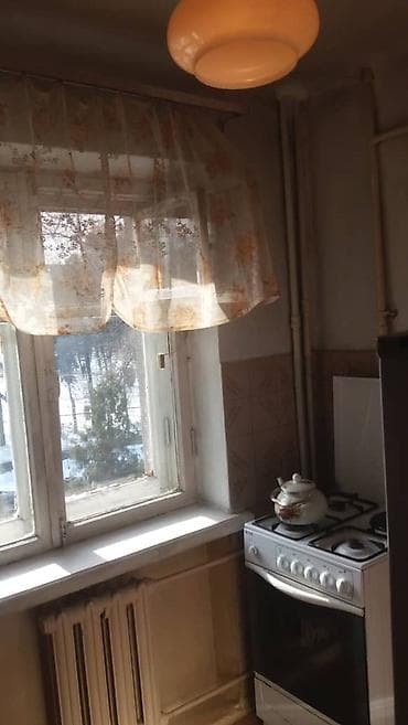 тоголок молдо щербакова: 2 бөлмө, 44 м², Хрущевка, 3 кабат, Эски ремонт — 2