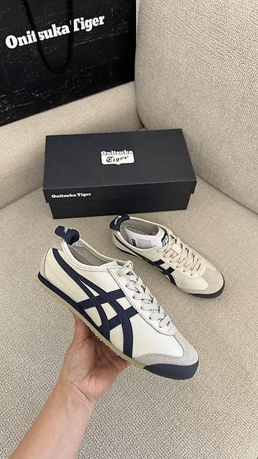 nike react: Мужские кроссовки, 39, Air Jordan, Новый, цвет - Белый, Платная доставка, Бесплатная доставка, Самовывоз — 1