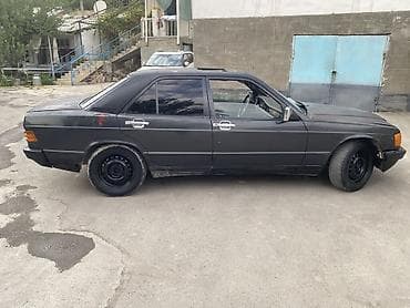 hot wheels bmw: Mercedes-Benz 190: 1987 г., Седан — 4