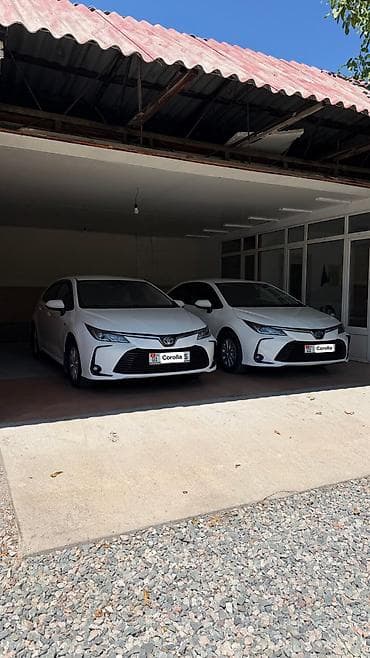 авто прод: Toyota Corolla: 2022 г., 1.8 л, Вариатор, Гибрид, Седан — 2