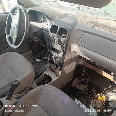 bmv 7: Kia Rio: 2004 г., Механика, Бензин — 4