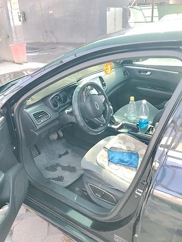forester 2003: Renault SM6: 2018 г., Седан — 8