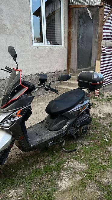 шины на скутер: Скутер/мопед 50–150 см³ класса «спорт-туринг» с внедорожными — 7