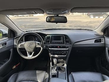 Транспорт: Hyundai Sonata: 2018 г., 2 л, Автомат, Газ — 10