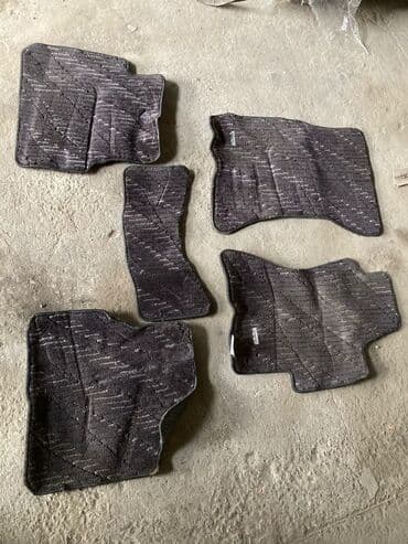 чехлы на машину бу: Subaru Legacy BL5(BP5) УНИВЕРСАЛ КОВРИКИ кузовные части ноускат — 1