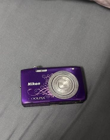 nikon d5100 kit: Мыльница фиолетовая Никон кулпикс Фотографирует вспышка работает — 1