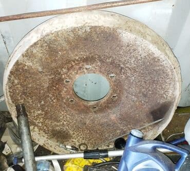 трактор мтз 50: Продаю запчасти на К 701 есть кабина, распределитель, НШ насос. масло — 3