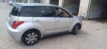 Унаа сатуу: Toyota Ist: 2003 г., 1.5 л, Автомат, Бензин, Хетчбек — 4