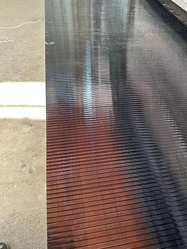 виниловые пленка: Сотовый поликарбонатный лист, тонированный (бронзовый/дымчатый). - — 1