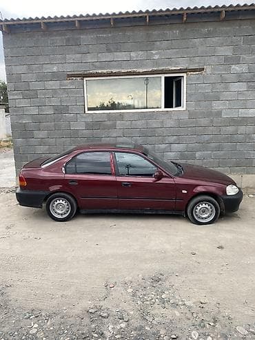 4: Honda Civic: 1999 г., 1.4 л, Механика, Бензин, Седан — 3