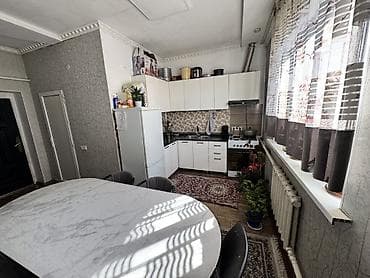 готовый домики: Продаётся жилой дом с большим крытым двором и удобной планировкой — 5