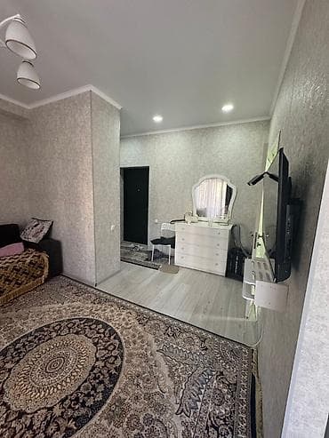 Квартиры: 3 комнаты, 54 м², Асанбай мкр Элитка, 2 этаж, Евроремонт — 2