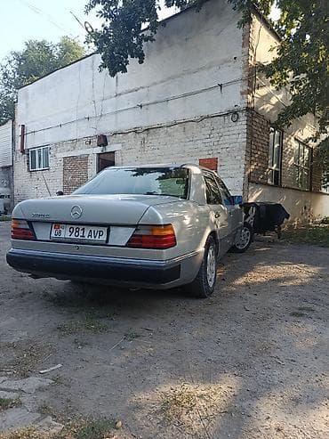 мп 40: Mercedes-Benz W124: 1994 г., 2 л, Механика, Бензин, Седан — 1