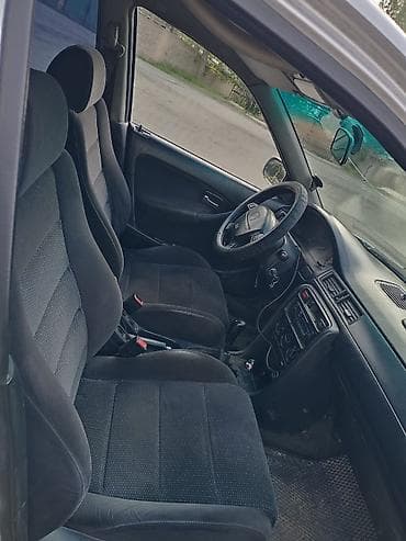 Транспорт: Honda Civic: 2000 г., 1.4 л, Кол менен иштөөчү, Бензин, Универсал — 6