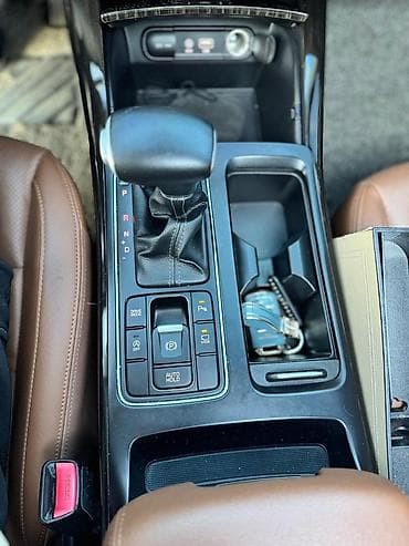 голиф 2: Kia Sorento: 2019 г., Кроссовер — 5
