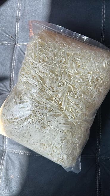 Наполнитель для подарков большой 600 маленький 350