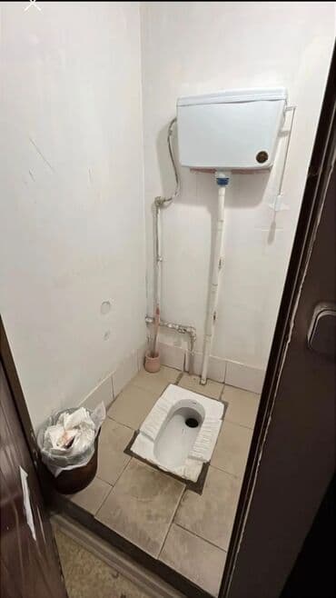 суточные комнаты: Сдается комната.25кв м. женскому полу.в комнате есть холодная — 6