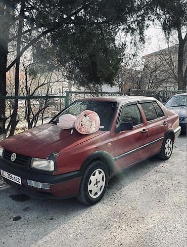 devo lasetti: Volkswagen Vento: 1995 г., 1.8 л, Механика, Бензин, Седан — 2